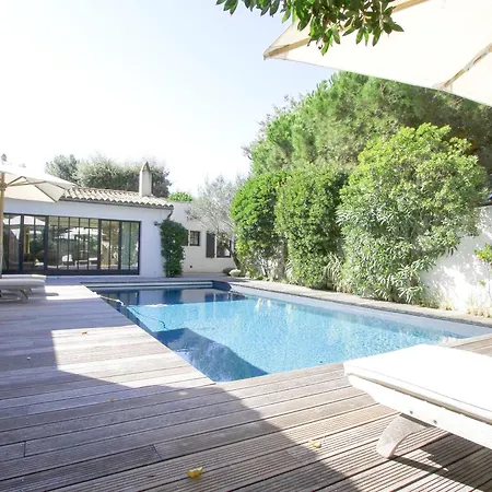 Family House Comfortable Holiday home Les Portes-en-Re