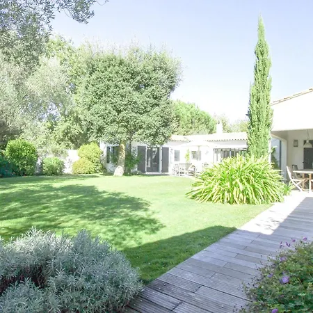 Family House Comfortable Les Portes-en-Re