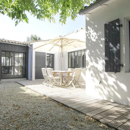 Family House Comfortable Les Portes-en-Re